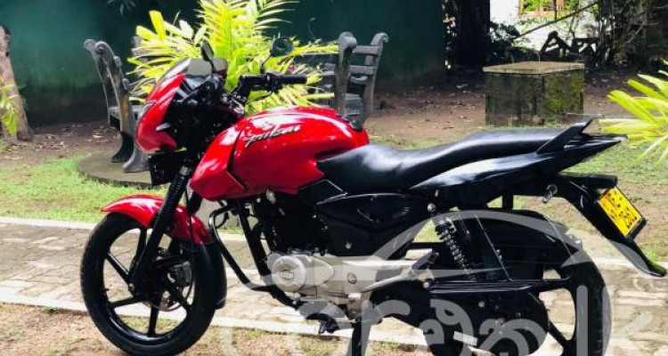 BAJAJ PULSAR 150 2011