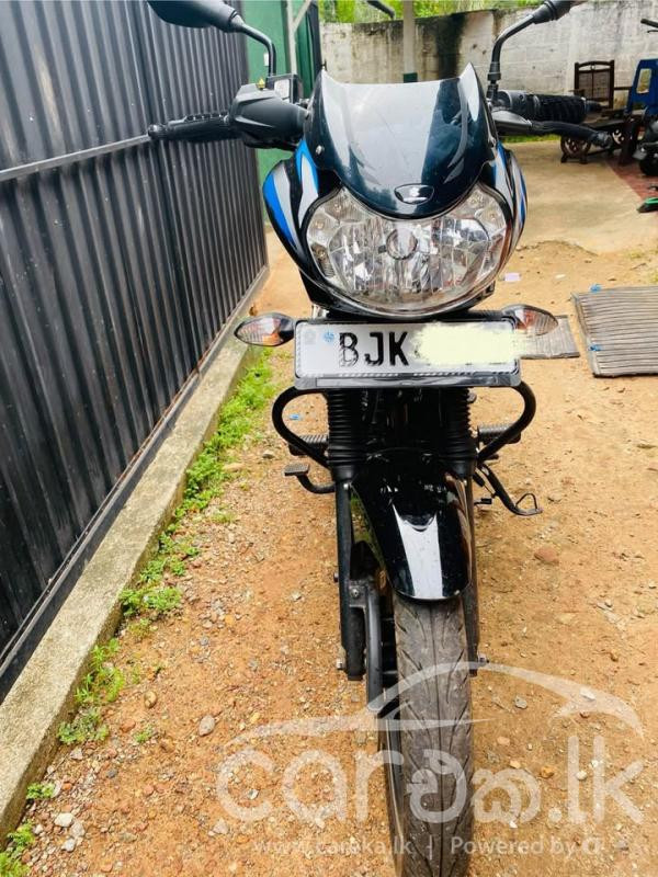 BAJAJ DISCOVER 125 2024