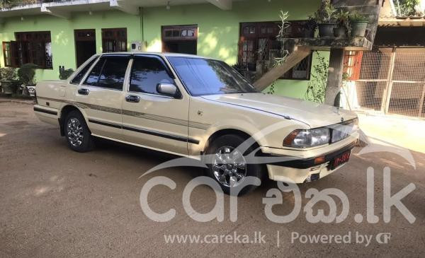 NISSAN CEDRIC 1989