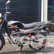 BAJAJ CT100 2019