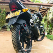 BAJAJ PULSAR 180 2006