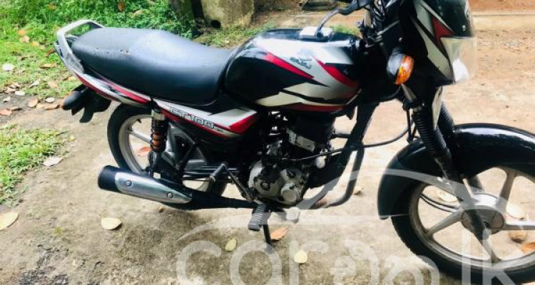 BAJAJ CT100 2019
