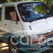 TOYOTA HIACE LH20 1982