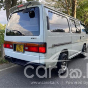 NISSAN CARAVAN 1997
