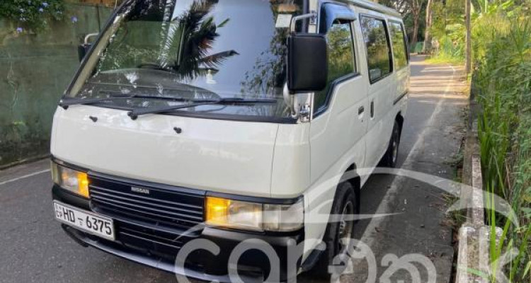 NISSAN CARAVAN 1997