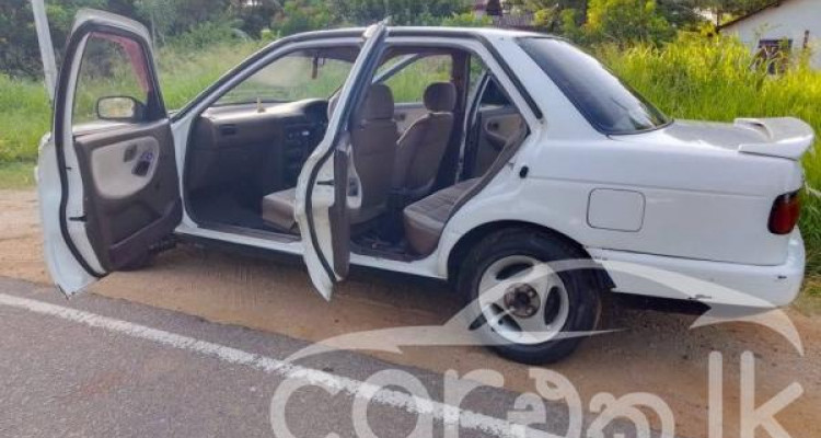 NISSAN SUNNY FB13 1993