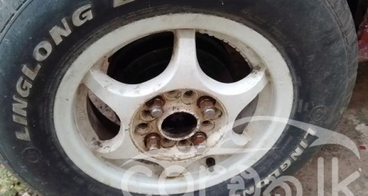 DAIHATSU CHARADE G100 1982