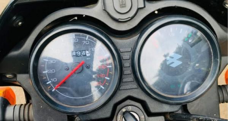 BAJAJ CT100 2022