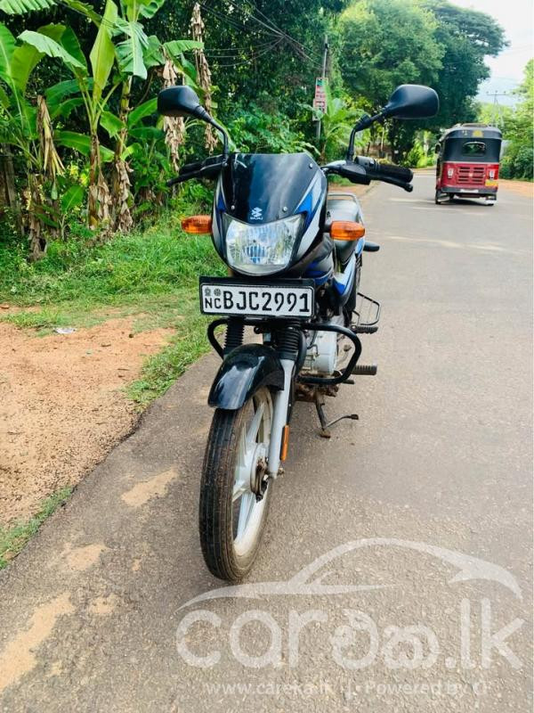 BAJAJ CT100 2022