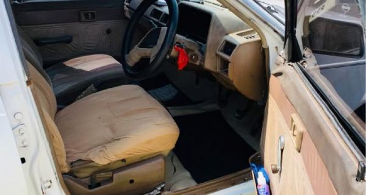 NISSAN SUNNY 1986