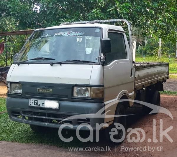 MAZDA BROWNY 1998