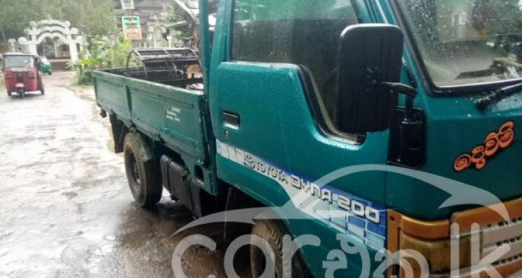 TOYOTA DYNA 1990