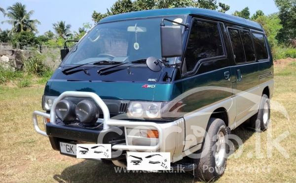 MITSUBISHI DELICA PO5 1996