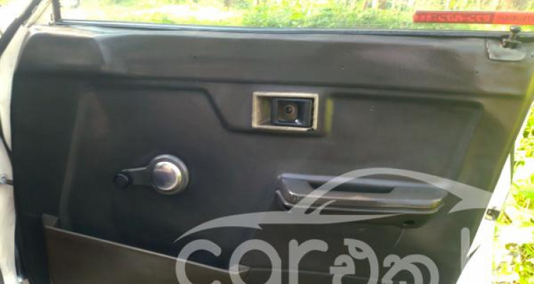 MITSUBISHI LANCER BOX 1981