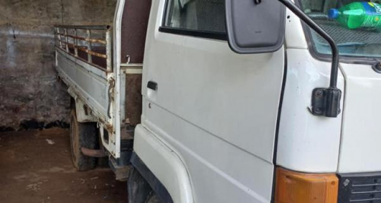 ISUZU JUSTON FORWARD 1994