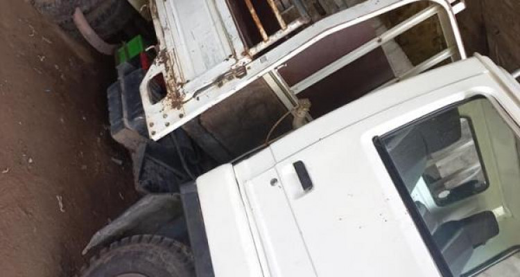ISUZU JUSTON FORWARD 1994