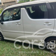 SUZUKI WAGON R PREMIUM 2018