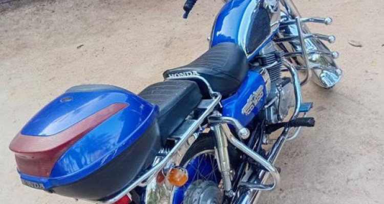 HONDA CD200 ROADMASTER 1980