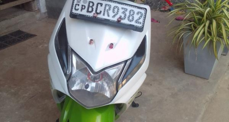 HONDA DIO 2015