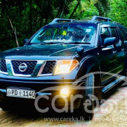 NISSAN NAVARA 2007