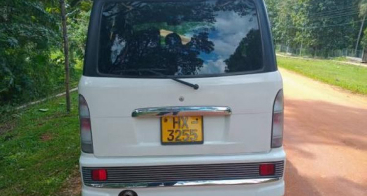 DAIHATSU ATRAI WAGON 2001