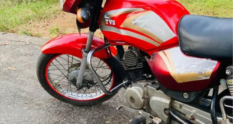TVS VICTOR 2006