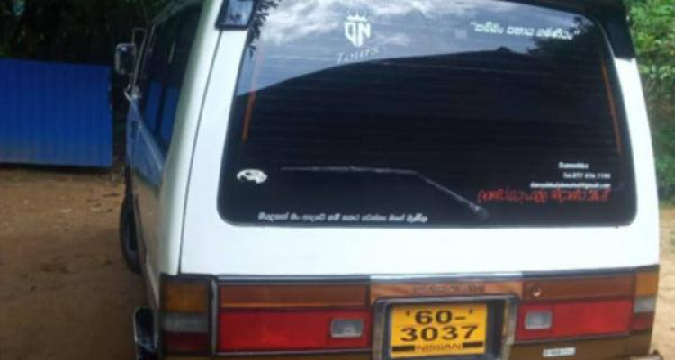 NISSAN CARAVAN 1983