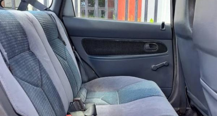 FORD FESTIVA 1995