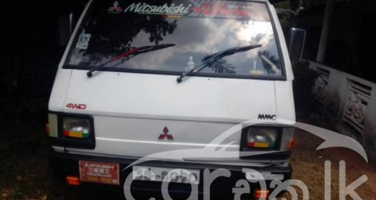 MITSUBISHI DELICA L300 1984