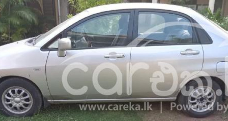 SUZUKI LIANA 2005