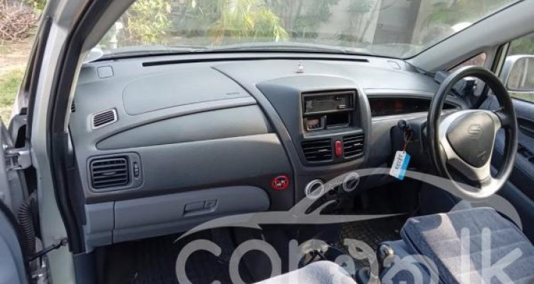 SUZUKI LIANA 2005