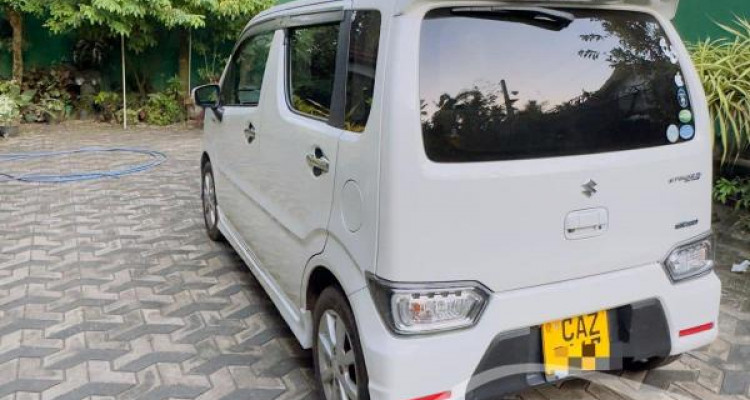 SUZUKI WAGON R STINGRAY 2018