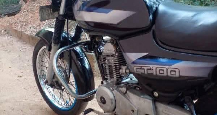 BAJAJ CT100 2008