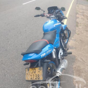 BAJAJ PULSAR 180 2005