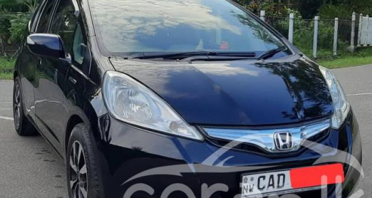 HONDA FIT GP1 2012