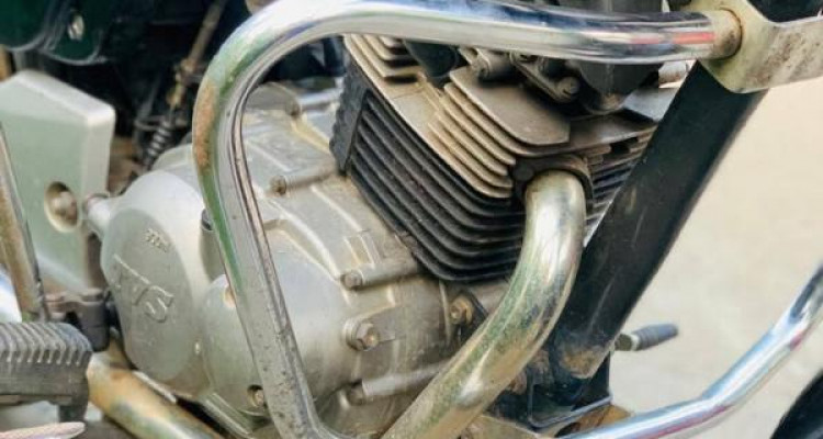 TVS VICTOR 2005