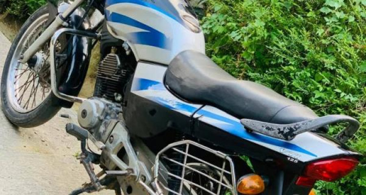 TVS VICTOR 2005