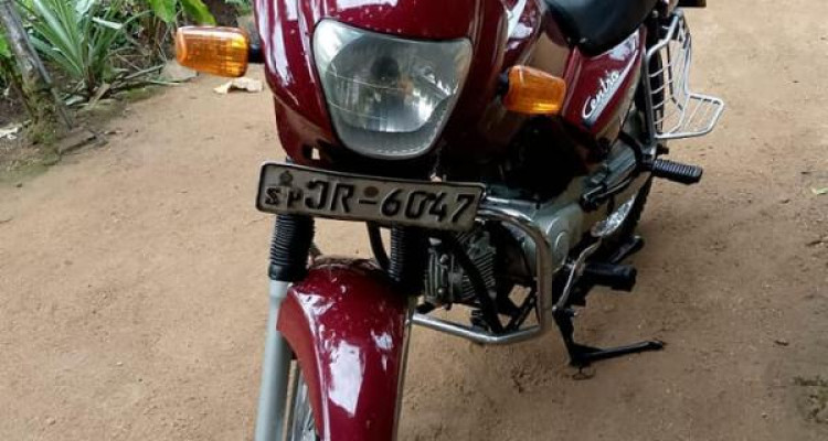 TVS CENTRA 2004
