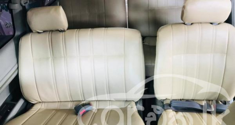 TOYOTA NOAH KR42 2005