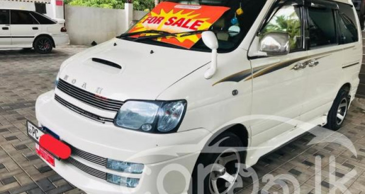 TOYOTA NOAH KR42 2005