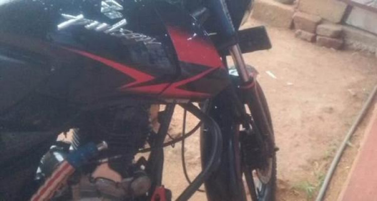 BAJAJ PULSAR 150 2007