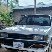 NISSAN BLUEBIRD 1988