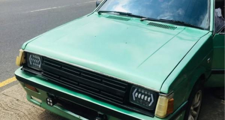 MITSUBISHI LANCER BOX 1987