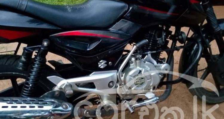 BAJAJ PULSAR 2017