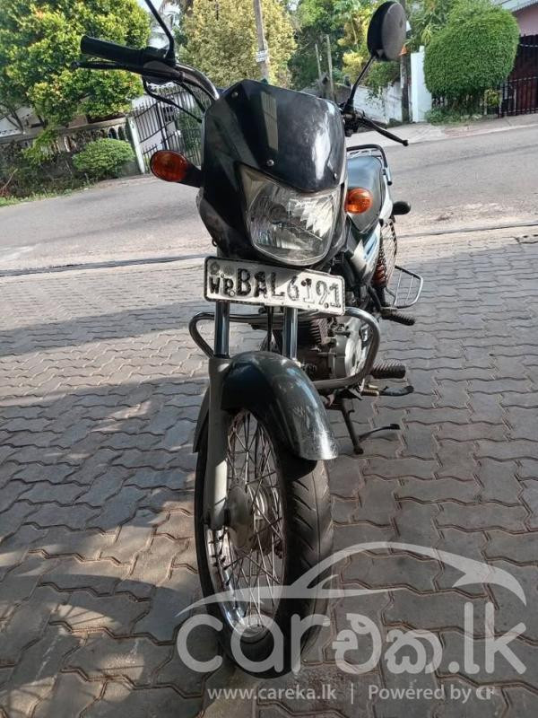 BAJAJ CT100 2013