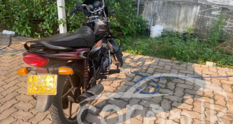BAJAJ PLATINA 2010