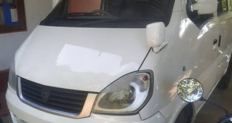 MICRO MPV 2011