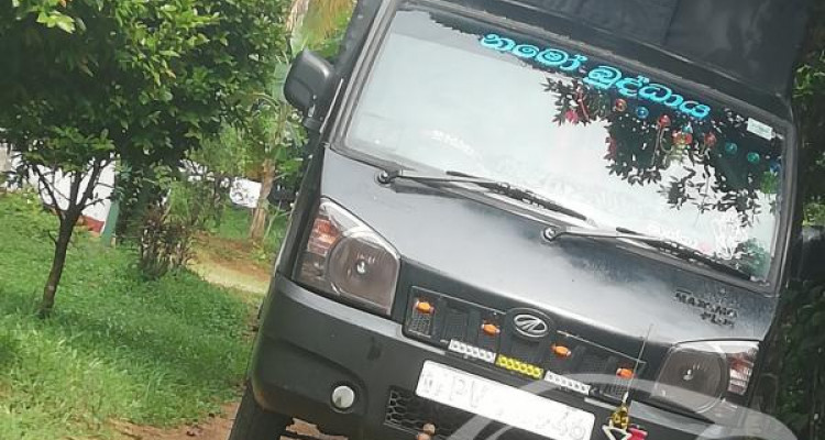 MAHINDRA MAXXIMO 2013