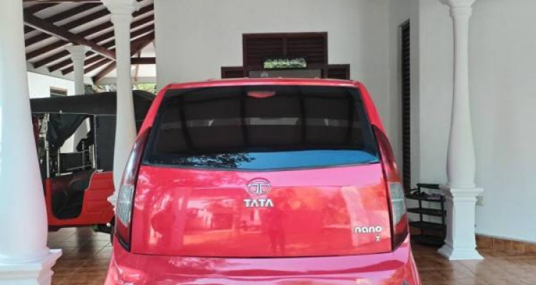 TATA NANO 2011
