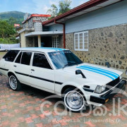 TOYOTA COROLLA DX WAGON KE72 1983